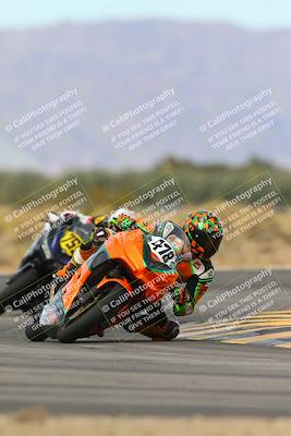 media/Feb-07-2025-CVMA Friday Practice (Fri) [[7034960ba2]]/3-Racer 3-NRS/Session 4 (Turn 16)/